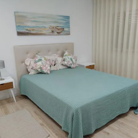 Gina House * נאזרה