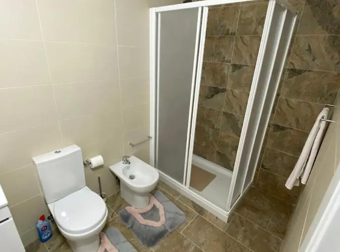 Gina House Сasa de vacaciones Nazaré